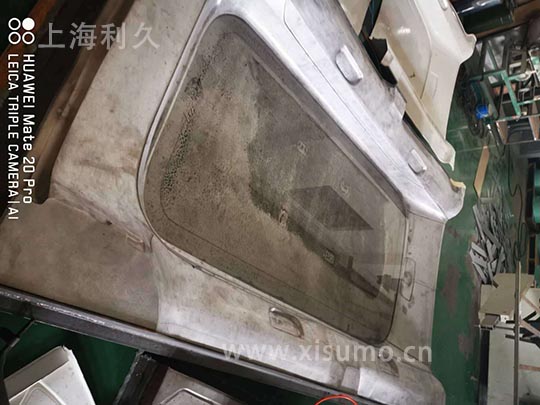 汽车件上模